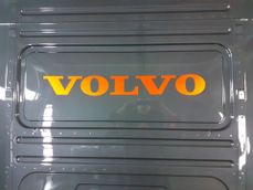 Kirkas ja selkeä Volvon logo.